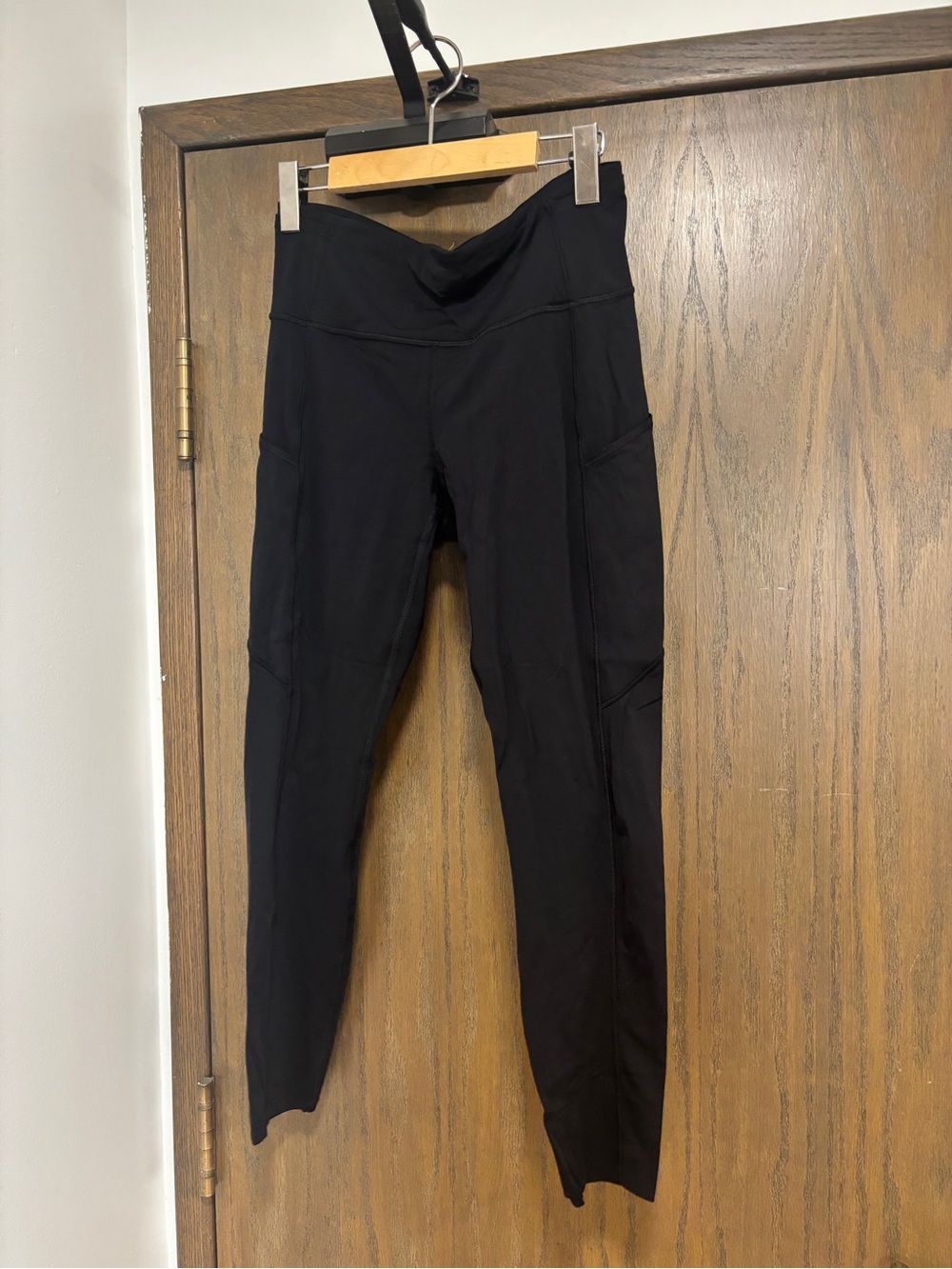 Lululemon Speed Up Black Active Leggings with Side Pockets
